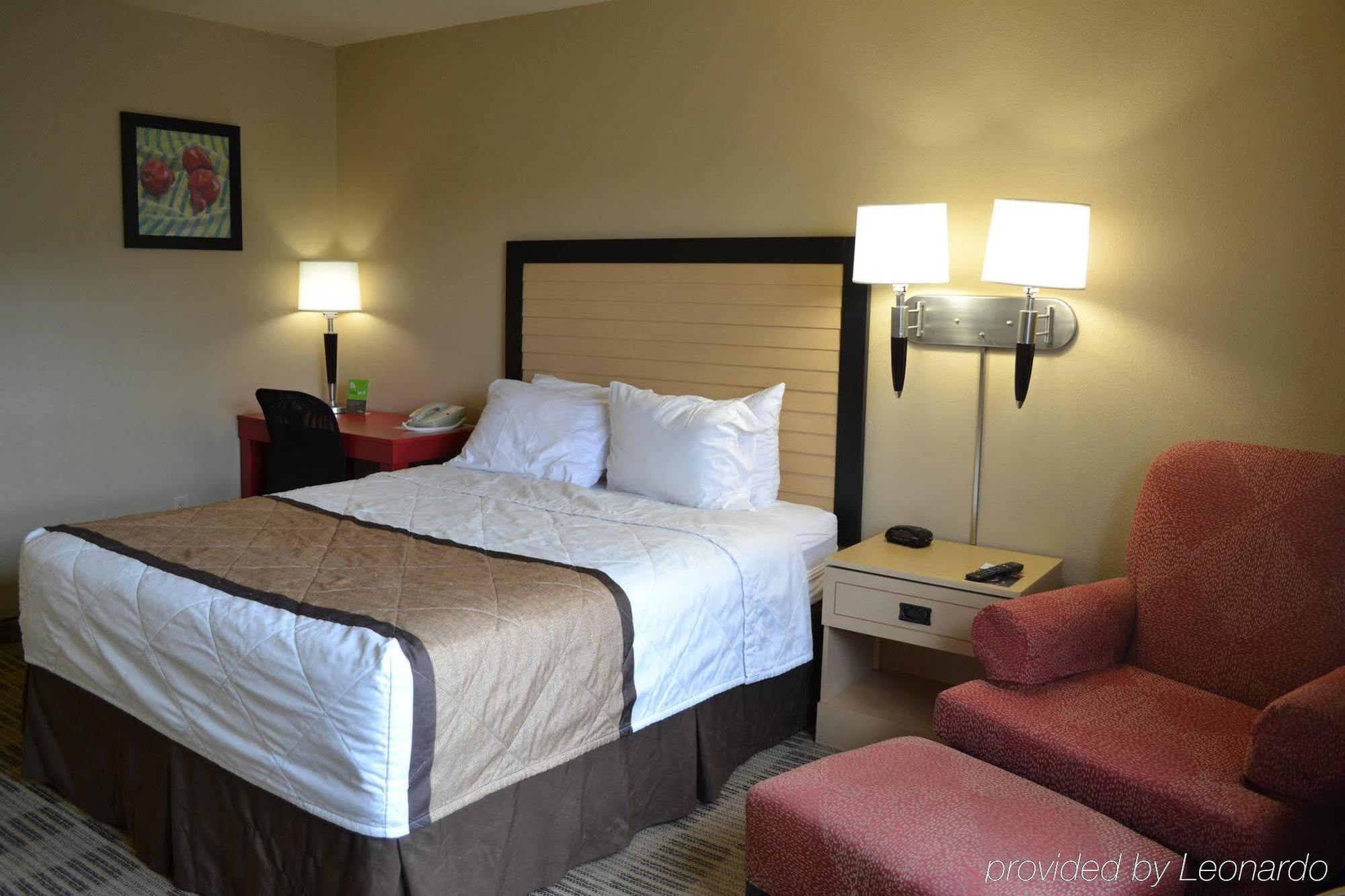 Extended America - - West Colorado Springs